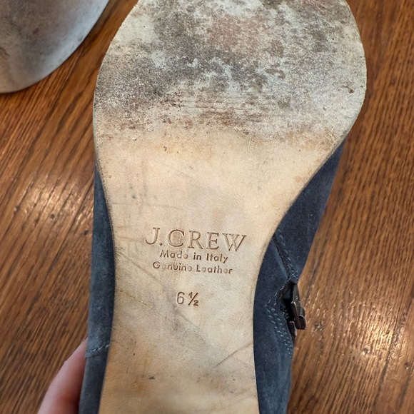 J. Crew Aggie Suede Grey Ankle Booties • Women’s 6.5 - Picture 7 of 7